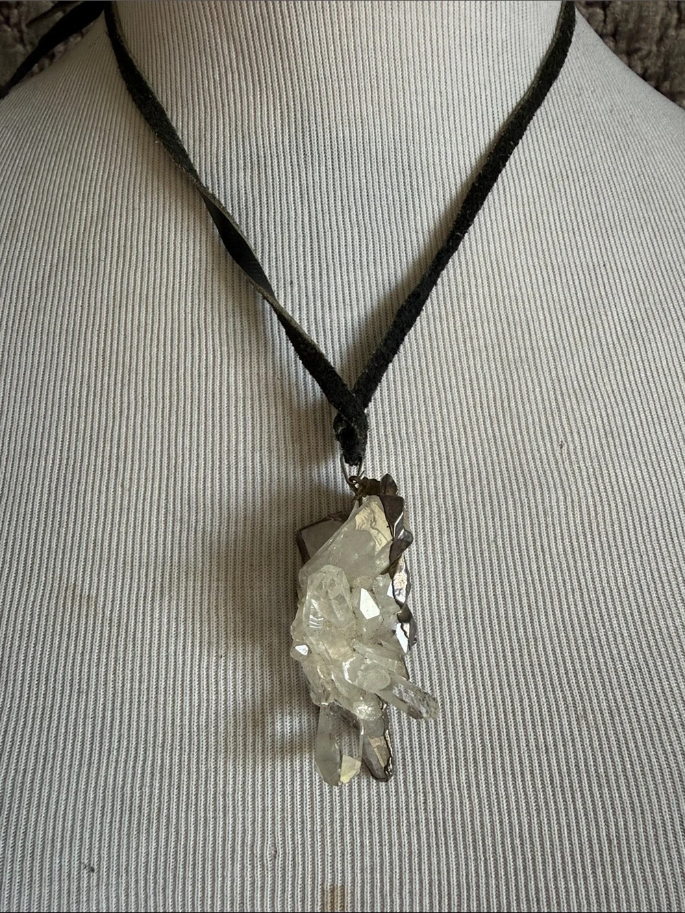 Raw Crystal Pendant Suede Cord Necklace - Black